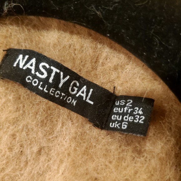 Nasty Gal Camel Colored Trench Coat Fuzzy Warm - Picture 4 of 8